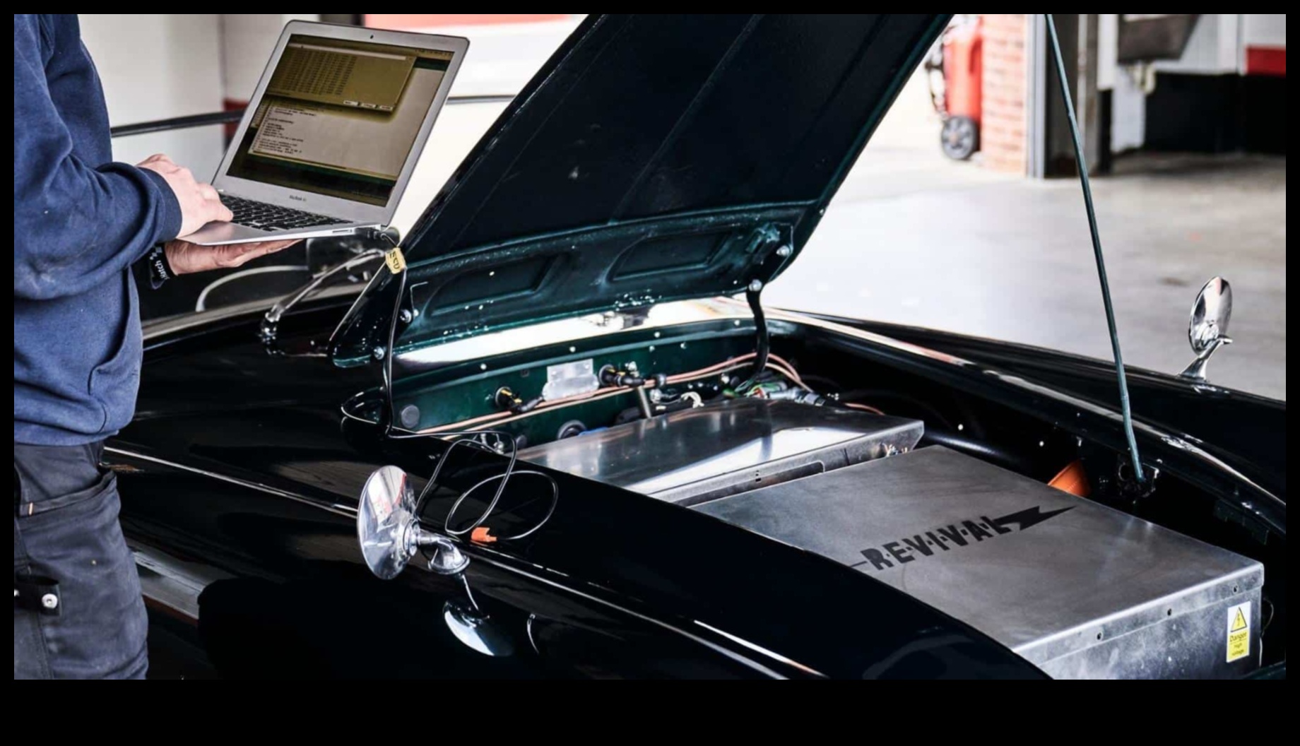 Electric Classics: Ανακαλύπτοντας ξανά και γιορτάζοντας τα vintage ηλεκτρικά οχήματα